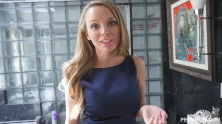 When Step fher Is Away Stepmom Will Play with Jane Doux PervMom