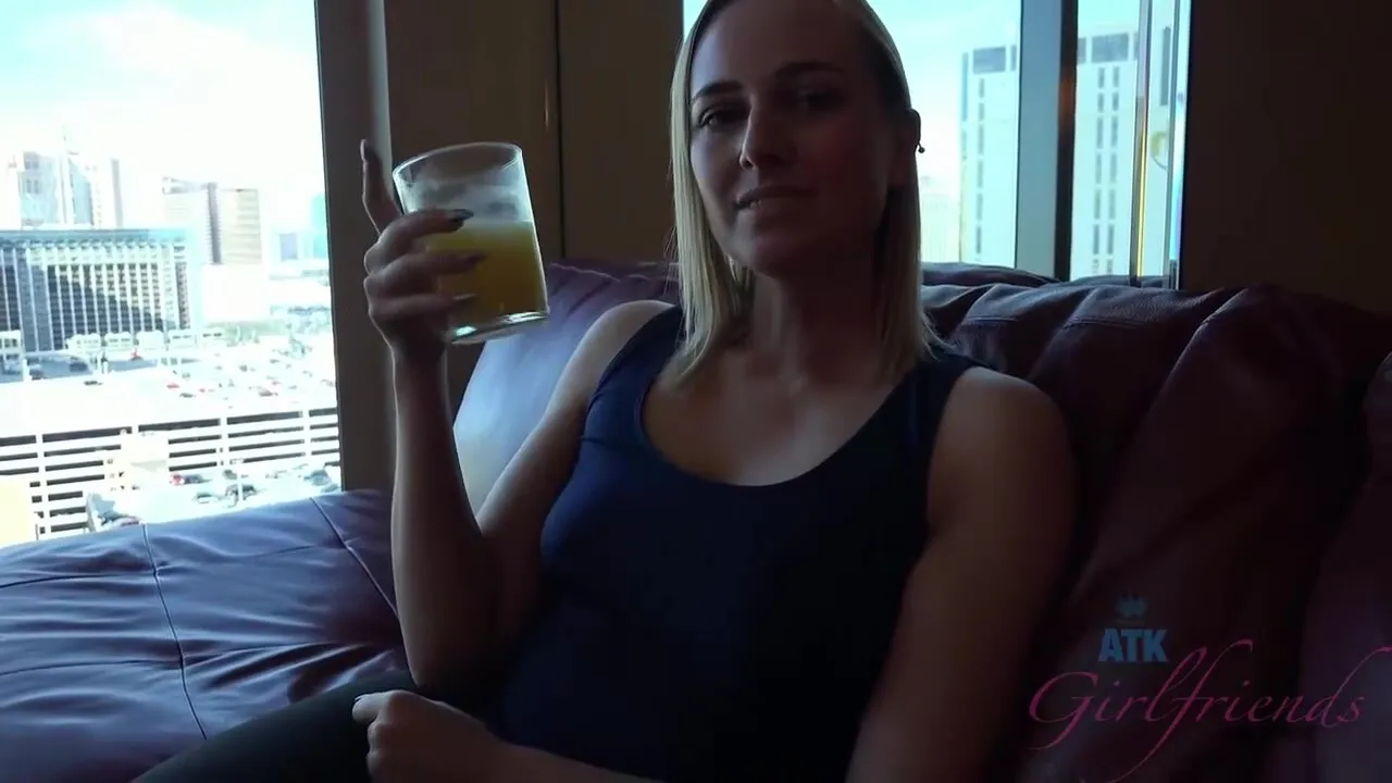 Kate England in Shes so hot on the date You know shes gonna fuck hard More Girlfriends